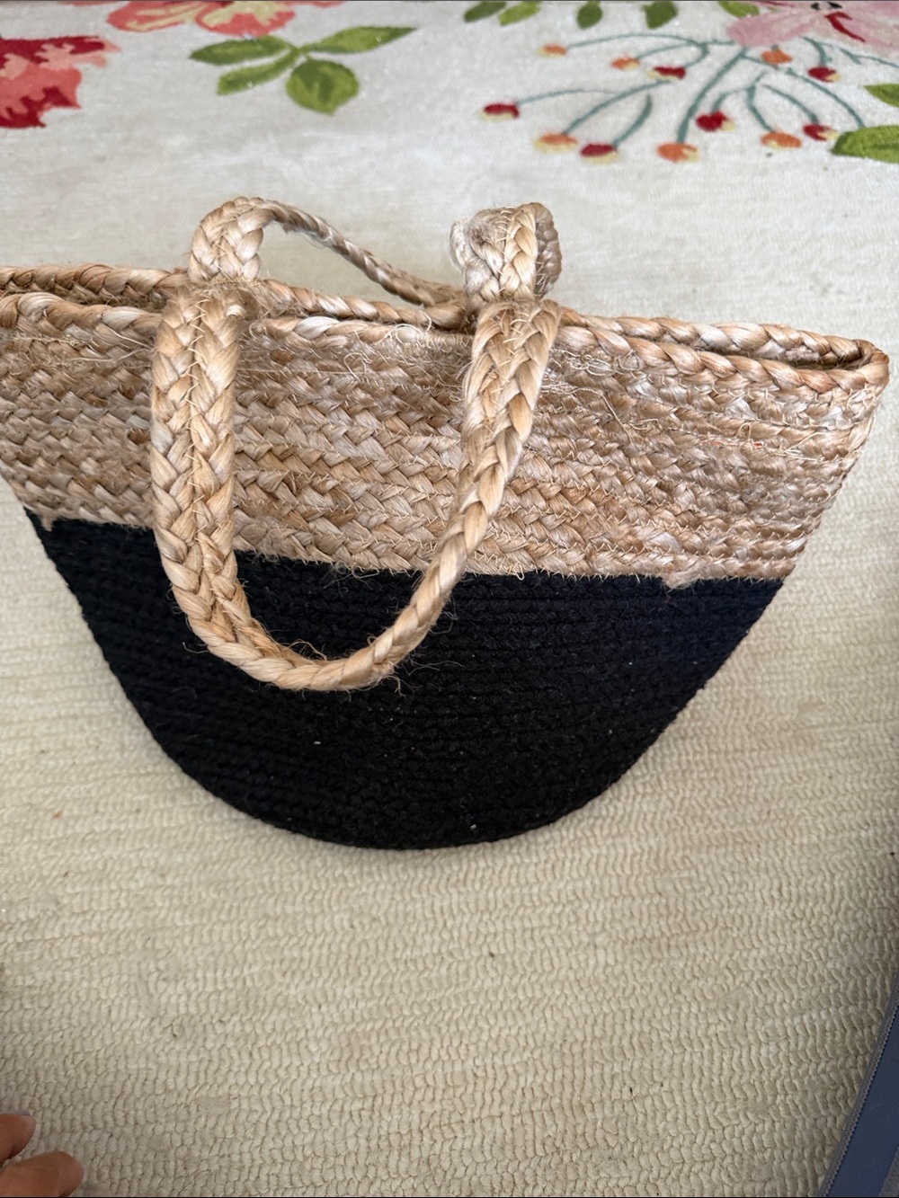 Two-Tone Woven Straw Tote Bag - Black/Natural